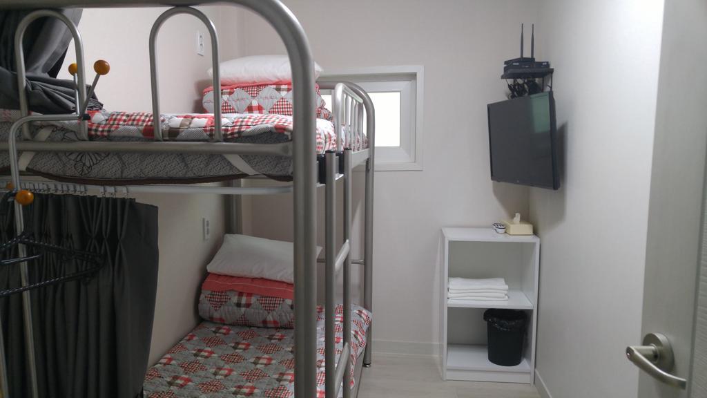 Embassy Guesthouse Itaewon Сеул Экстерьер фото