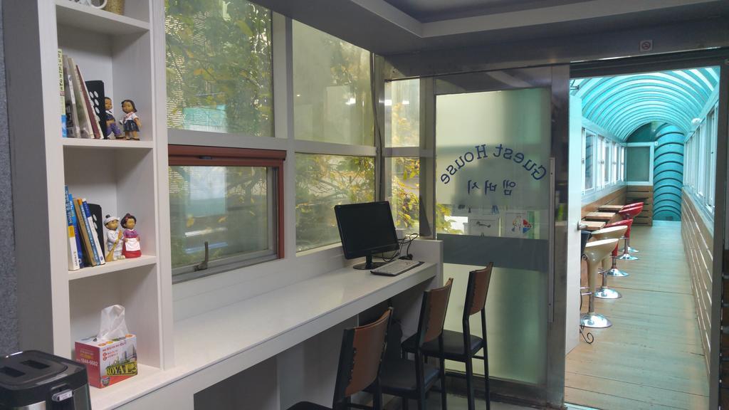 Embassy Guesthouse Itaewon Сеул Экстерьер фото