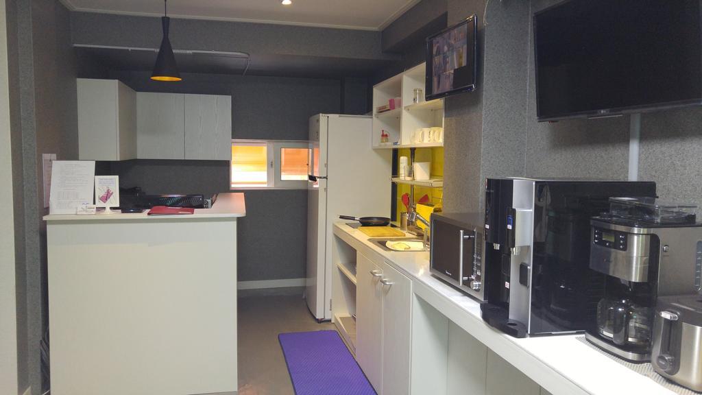 Embassy Guesthouse Itaewon Сеул Экстерьер фото